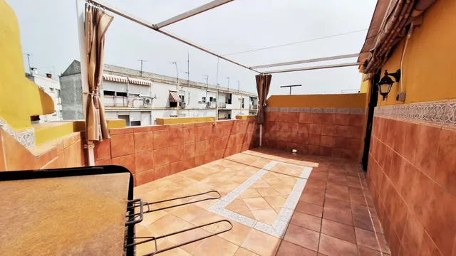 ¡¡ ÁTICO CON 30m2 DE TERRAZAS JUNTO A LA AVENIDA JESÚS RESCA - foto 3