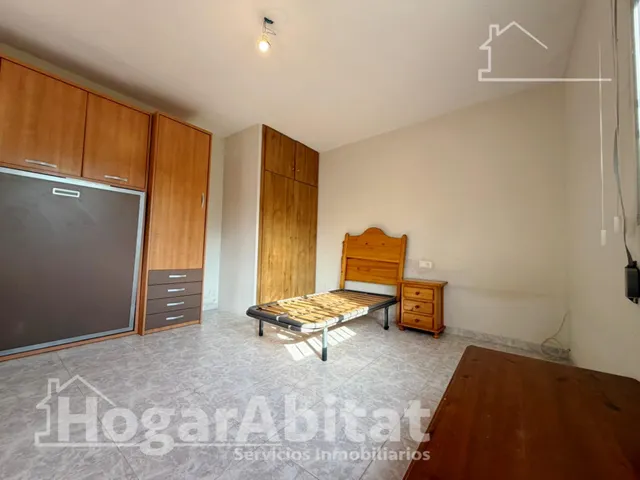 Chalet con piscina, garaje, terraza y barbacoa — 22