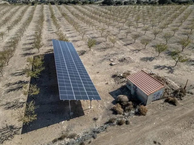IMPRESIONANTE OPORTUNIDAD DE INVERSIÓN EN ALAMEDILLA!! — 17