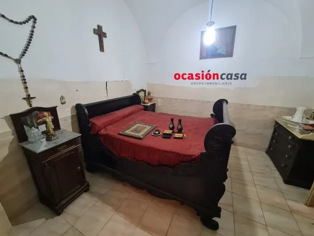 CASA CON COCHERA A LA VENTA EN HINOJOSA DEL DUQUE — 11