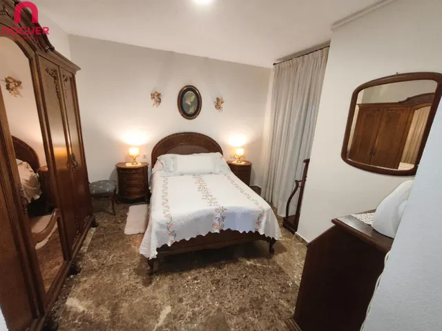 VIVIENDA EN PLENO CENTRO JUNTO A LA PLAZA DE LAS TENDILLAS CON GARAJE — 9