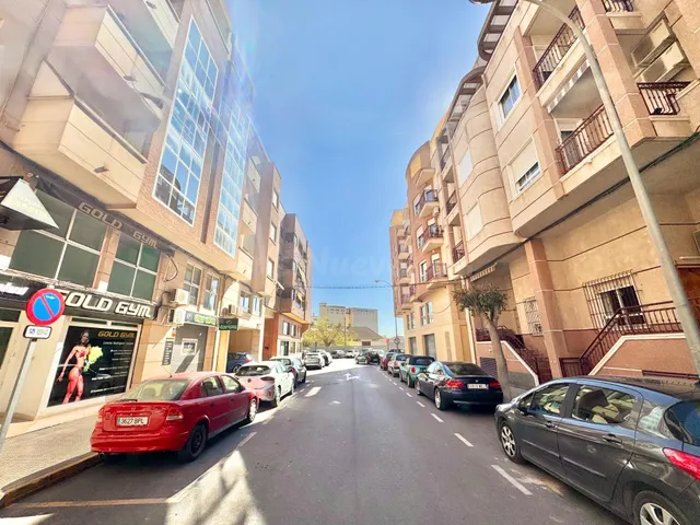ESTUPENDA VIVIENDA EN EL PARQUE SEVERO OCHOA CON GARAJE, TRA - foto 4