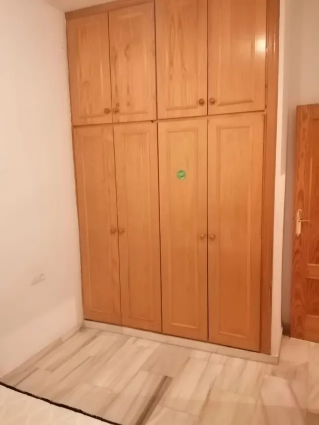 SE ALQUILA PISO EN GRANADA — 6