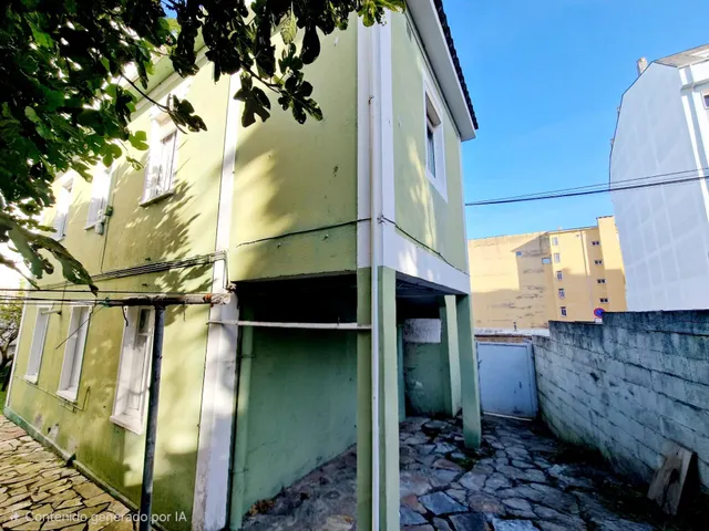 EXCLUSIVO CONJUNTO DE DOS CASAS CON JARDÍN Y GARAJE A 300 METROS DE LA PLAYA DE A RAPADOIRA – FOZ — 6