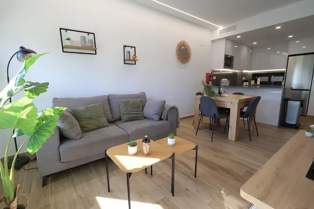 Apartamento Moderno y Listo para Entrar a Vivir en Villamartin — 3