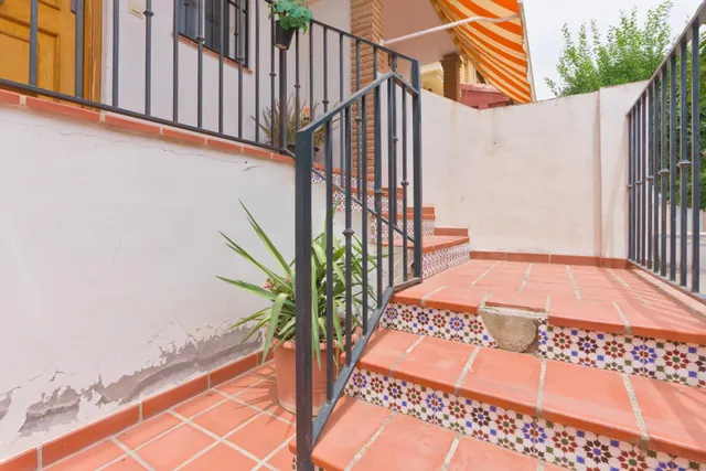 Bonita Casa en Cúllar Vega — 49
