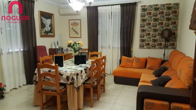 MAGNÍFICO CHALET EN INMEJORABLE ZONA — 7