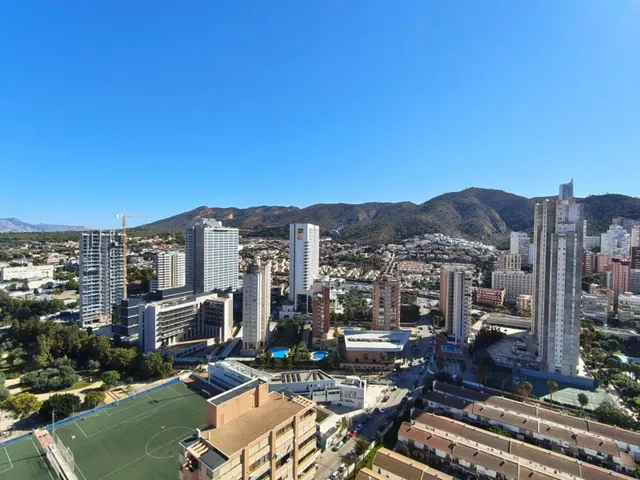 Apartamento de 3 dormitorios en zona del Rincon de loix ( zona llana) — 11