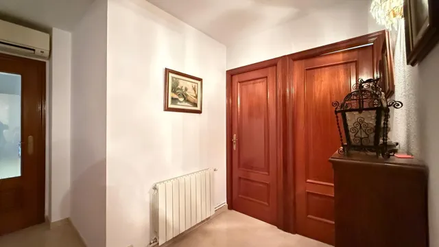 AMPLIO PISO CON TERRAZA — 9
