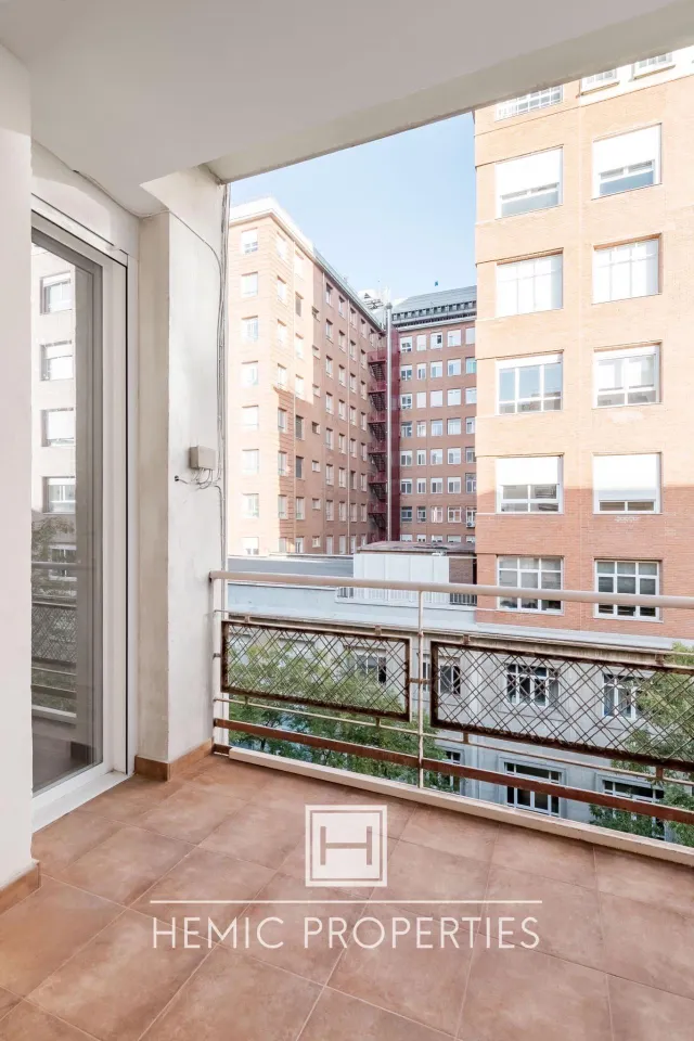 Piso de lujo reformado en Barrio de Salamanca — 20