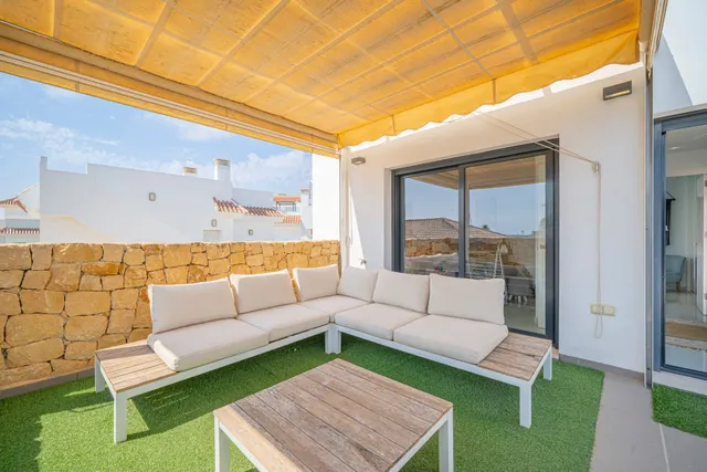 Villa 3 habitaciones 136m² en venta - Centro de la Ciudad Quesada — 26