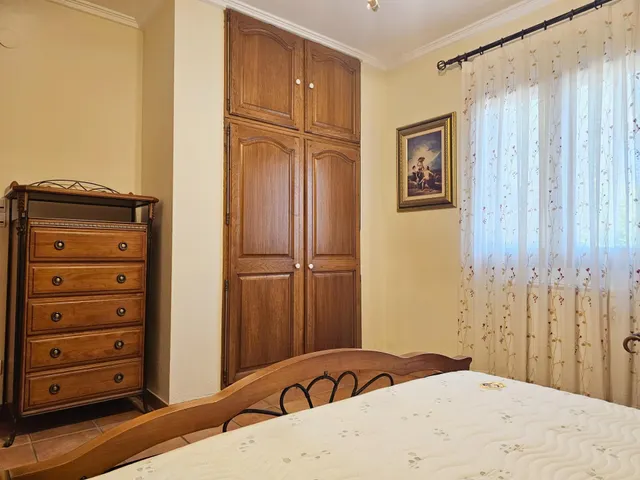 Alquiler anual  Chalet en zona Santa Lucía, con amplia parcela y todas las comodidades — 13
