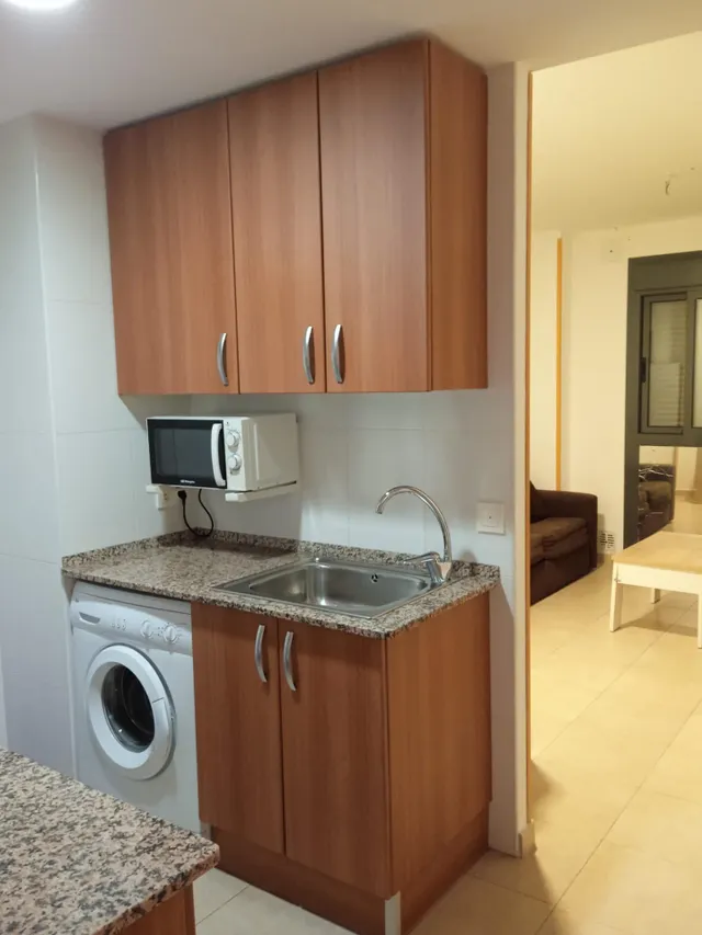 Acogedor Piso en Calafell con Piscina y Parking por €185,000 — 8