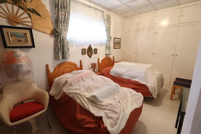 Chalet independiente en Las Filipinas con impresionante parcela de 1.514 m2 — 12