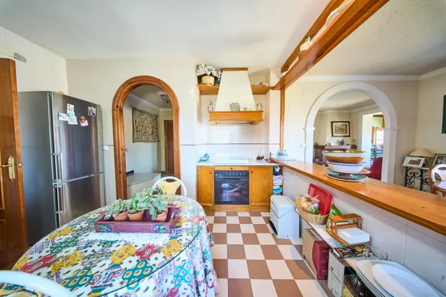 Impresionante chalet de 4 habitaciones con piscina de 86 m3 totalmente despejada — 38