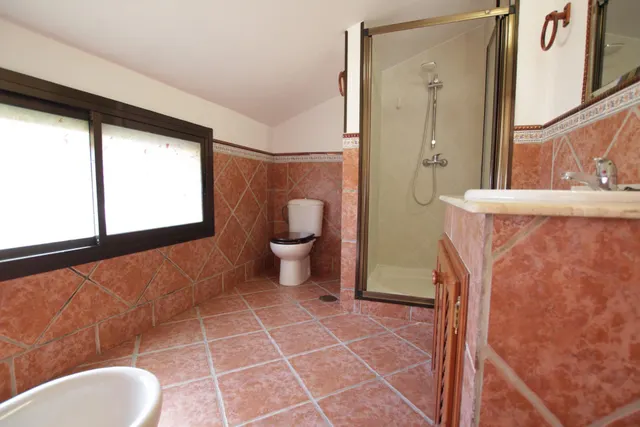 EXCLUSIVO ÁTICO DÚPLEX  CON VISTAS AL MAR Y SOLARIUM EN BENALMÁDENA — 29