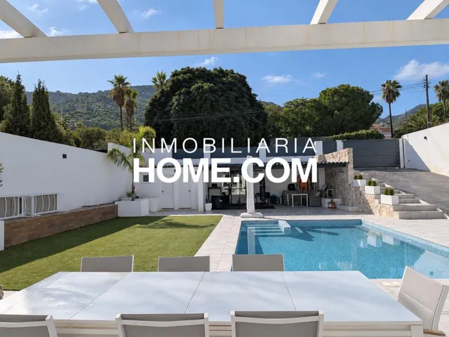 Chalet independiente de diseño moderno con 5 dormitorios, piscina, gran parcela y vistas despejadas en Pinos de Alhaurín — 22