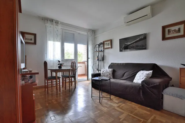 SE VENDE ATRACTIVO APARTAMENTO DE 68M2 CON TERRAZA - foto 5