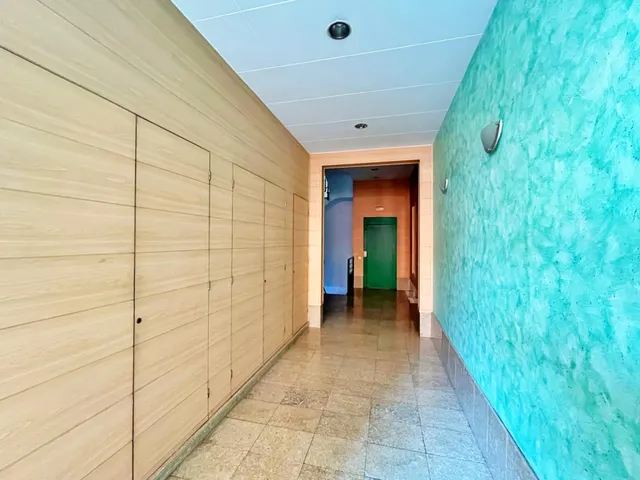 Piso de 4 habitaciones con terraza y ascensor en Ferreries - VPO — 37