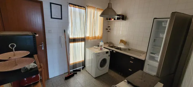 SE VENDE PISO CENTRICO PARA REFORMAR — 11