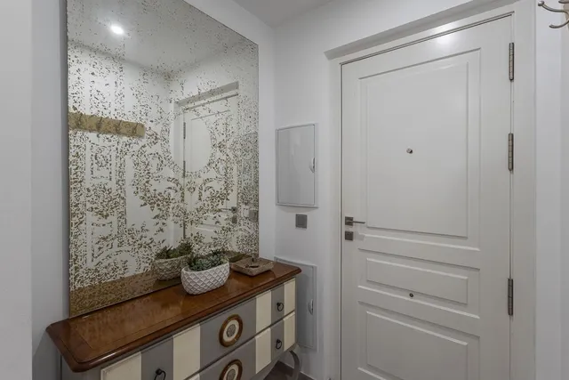 PISO COMPLETAMENTE REFORMADO EN CALLE RECOGIDAS — 32