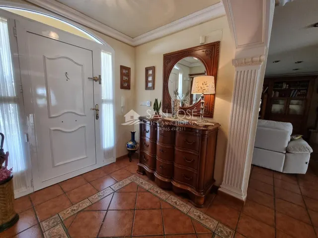 SE VENDE VILLA DE LUJO EN HONDON DE LOS FRAILES — 7