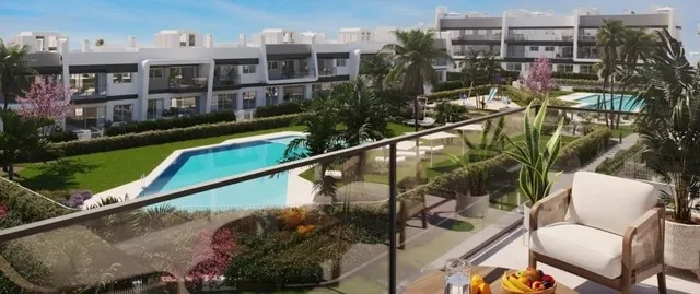 URBANIZACION DE DISEÑO CON BUENAS PISCINAS Y TERRAZAS — 33