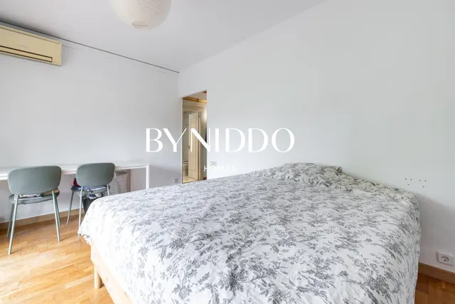 ESPECTACULAR PISO EN RAMBLA RIBATALLADA — 25