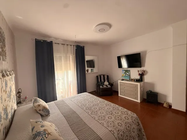 AMPLIA CASA DE DOS PLANTAS + BUHARDILLA Y AZOTEA EN SANTA CRUZ – A SOLO 15 MINUTOS DE CÓRDOBA — 27