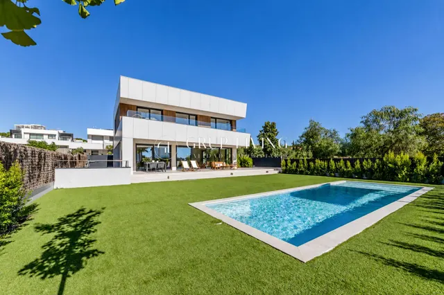 Villa de lujo passivhouse en la plana de Sitges — 40