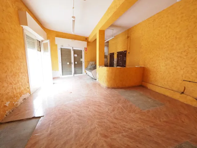 SE VENDE LOCAL COMERCIAL EN ARENYS DE MUNT, ZONA BELLAVISTA — 3