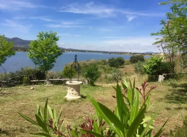 VIVIENDA CON VISTAS LAGO SIERRA BOYERA — 26
