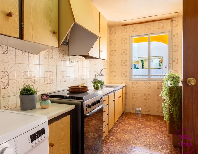 Vivienda SIN ASCENSOR de cuatro dormitorios en segunda línea de playa — 21