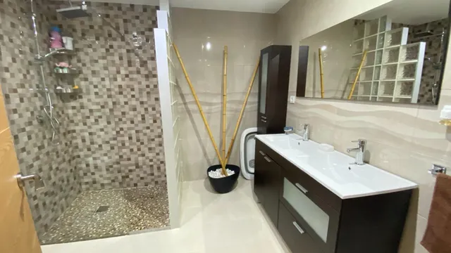 Casa completamente reformada con azotea y trastero — 23