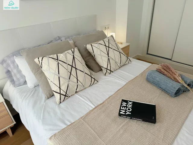 CONFORT Y TRANQUILIDAD JUNTO AL MAR EN EL CAMPELLO: APARTAMENTO PERFECTO PARA ESTANCIAS PROLONGADAS — 13