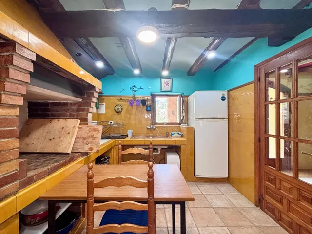 Masía catalana con encanto en entorno natural, lista para entrar a vivir o invertir como alojamiento rural — 10
