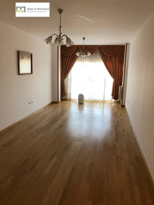 AMPLIO PISO DE 3 DORMITORIOS EN VILLANUEVA DE CARRIZO — 21