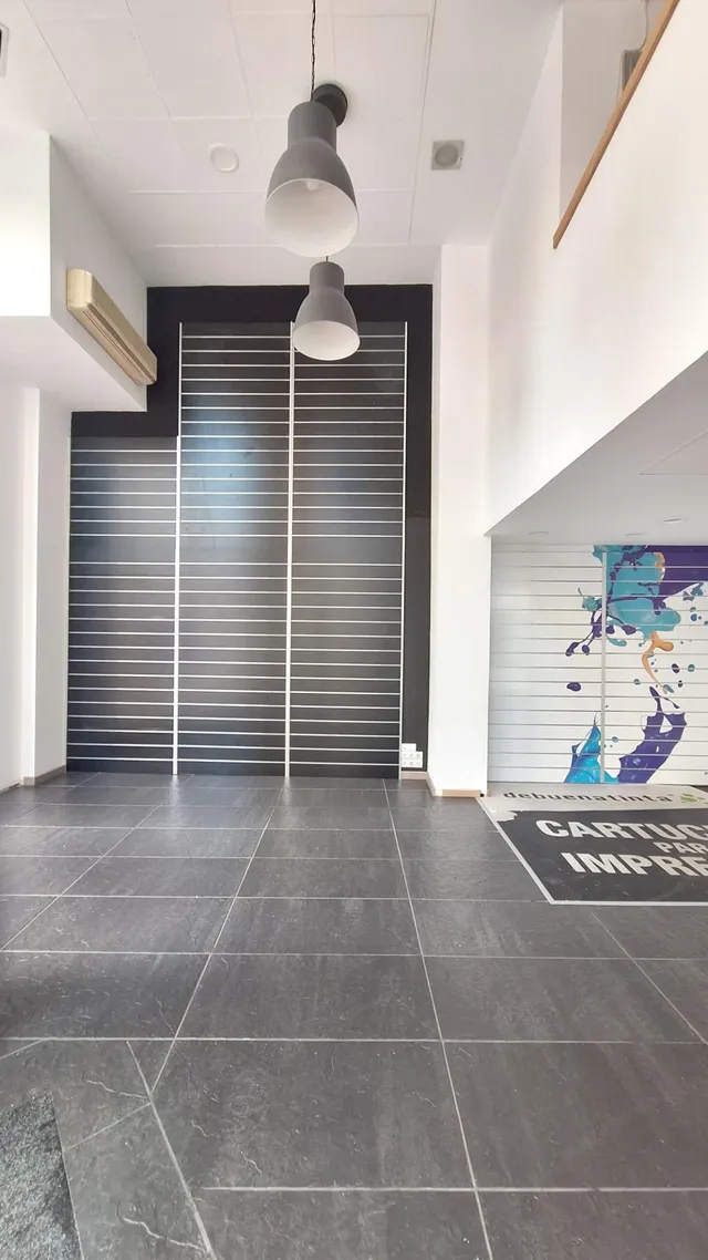 ¡OPORTUNIDAD ÚNICA DE ALQUILER EN EL CORAZÓN DE PONFERRADA!  🏙️✨ — 8