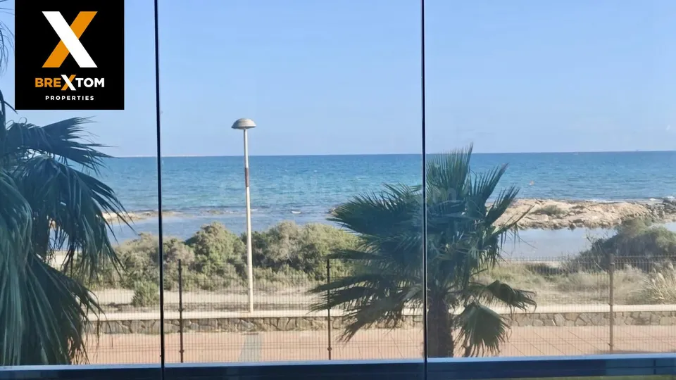 ESTUPENDA VIVIENDA  CON ESTUPENDAS VISTAS AL MAR