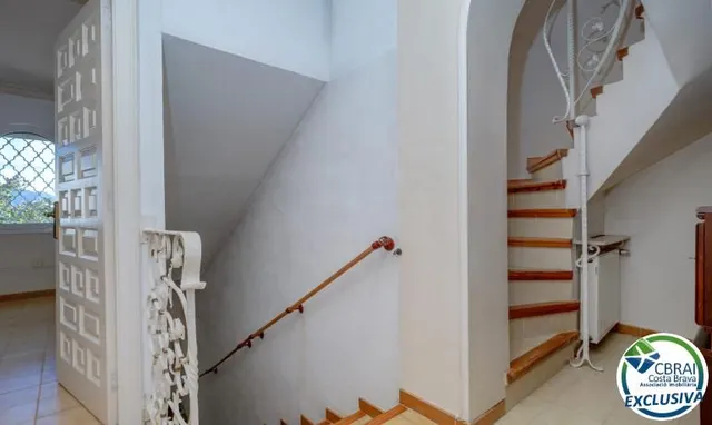 Magnífica casa de pescador con fondeo y piscina — 13