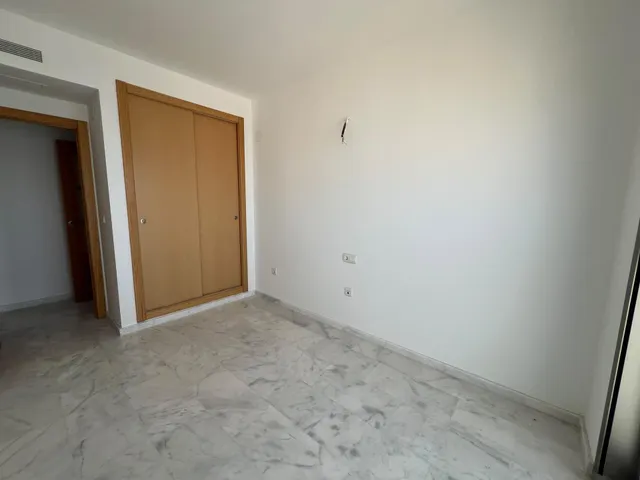 Se vende apartamento con vistas magnificas al mar nuevo a estrenar en Benidorm — 11