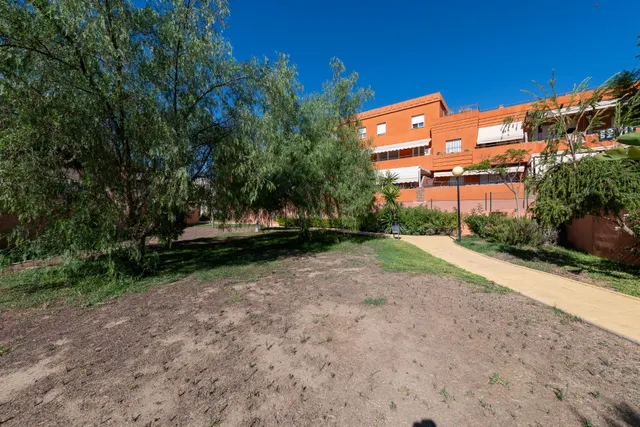 Piso 1 habitación 70m² en venta - Almayate Bajo — 25