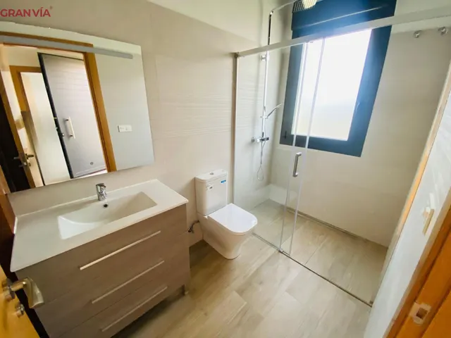 Chalet en venta en Haro — 22