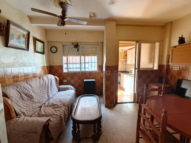 Piso en planta baja de 3 habitaciones con patio en Silla — 5