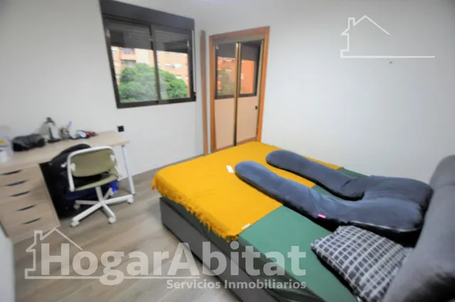 ¡amueblado! reformado y amplio con terraza y ascensor — 17