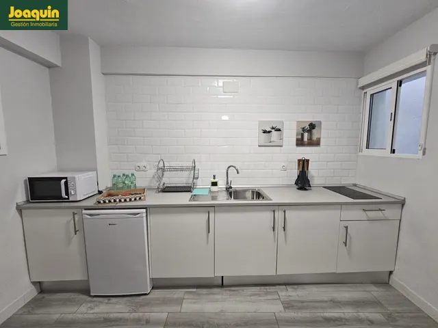 ¡ESTUPENDO PISO BAJO EN LA ZONA DE LA RIBERA PARA ENTRAR A V - foto 3