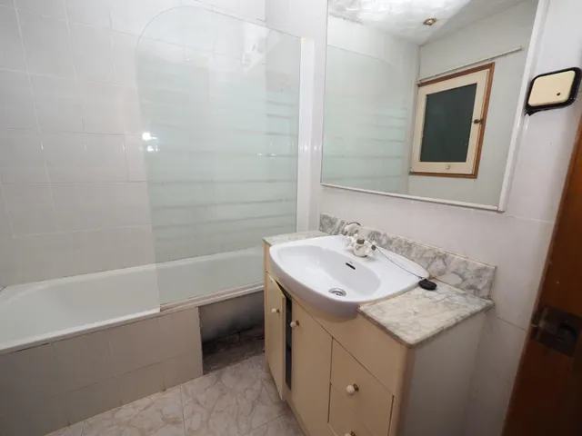 SE VENDE CASA ADOSADA EN NAVARCLES — 10