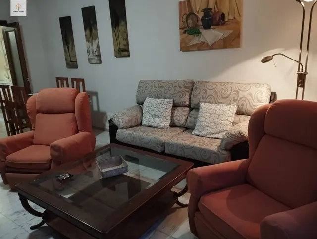 Se VENDE piso en ZONA CENTRO
