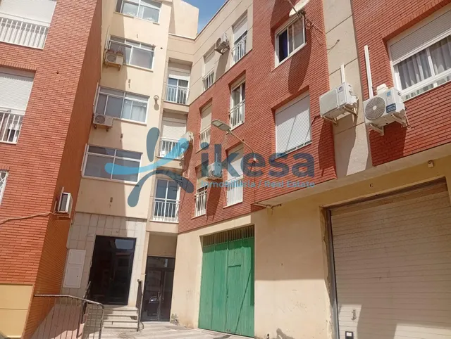 Oportunidad Única: Moderno Piso de 2 habitaciones en Adra - foto 2
