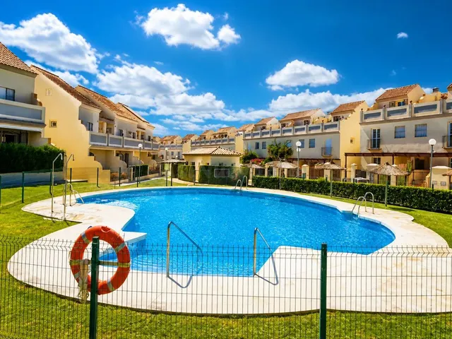 Casa 3 habitaciones 130m² en venta - Puerto de la Duquesa - foto 2